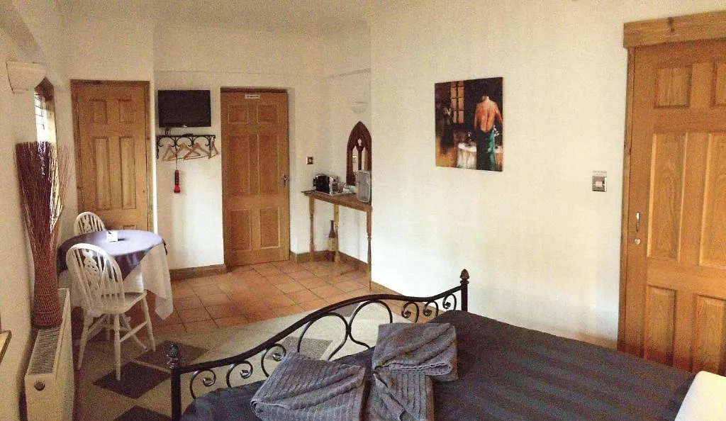 Tanglewood Gatwick Bed & Breakfast Crawley  Wielka Brytania